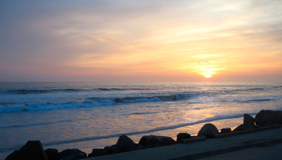 Enjoy hundreds of television channels in Aurora's comfy living room, or turn to the right and see the real show:
Sunset over the Pacific.